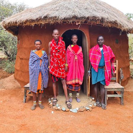 Africa Safari Maasai Boma Camping Serengeti Dış mekan fotoğraf